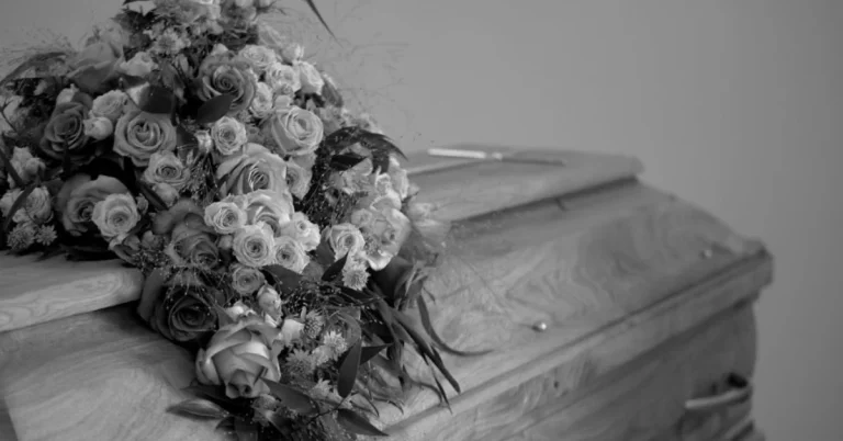 Mount Tibrogargan Tragedy As Woman Found Dead In Sunshine Coast Hinterland